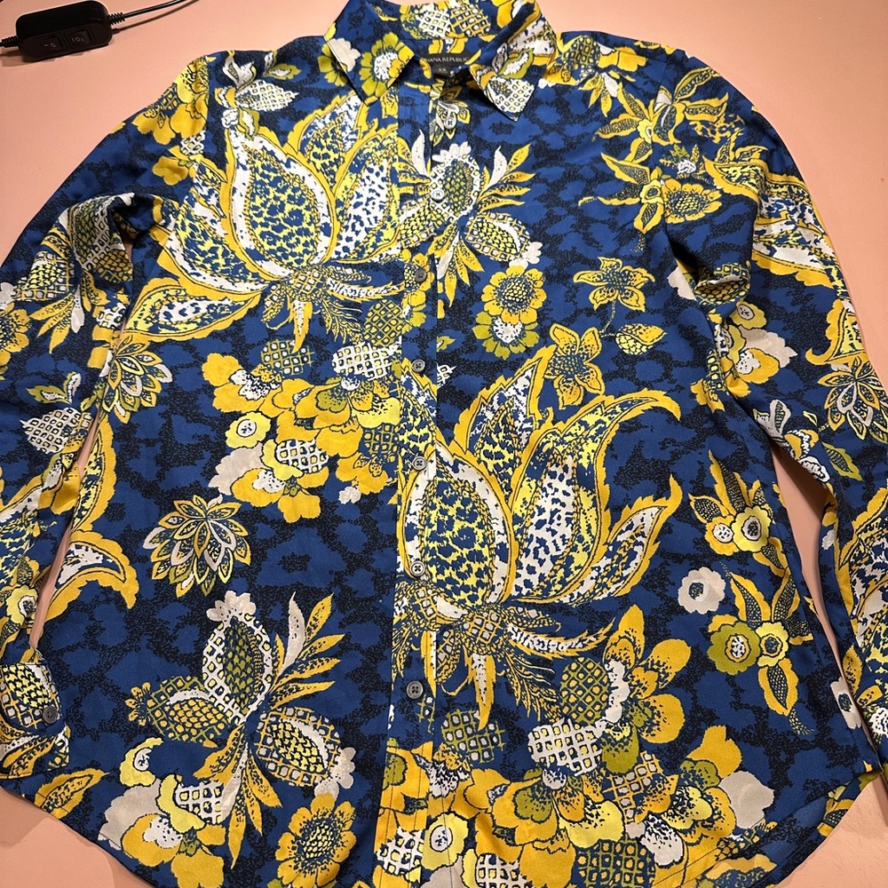 Banana Republic Blue and Yellow Floral Button-Down Shirt